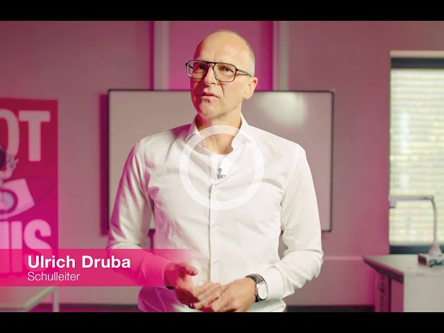 Aus der Wirtschaft in die Schulklasse: Schulleiter Ulrich Druba über seinen Weg ins Klassenzimmer